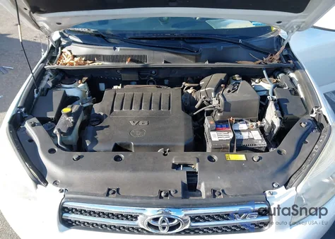 2006 Toyota Rav4 Limited V6 from USA, damaged, VIN JTMBK31V765000068